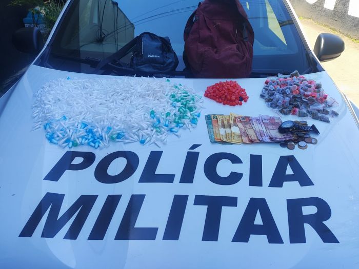 Polícia Militar prende traficante e apreende mais de 2 mil pinos de cocaína em Ubatuba