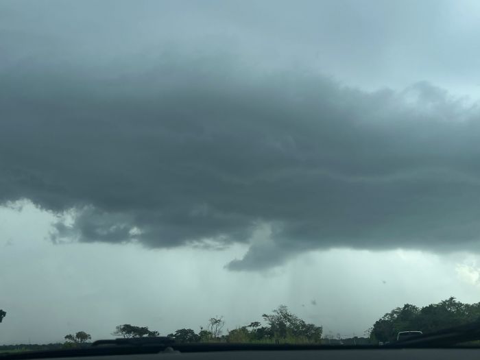 Tempo instável e alerta de tempestade marcam o fim de semana no Vale do Paraíba e região