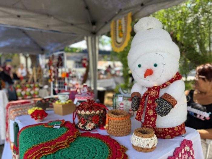 Taubaté inicia Feiras de Natal com artesanato produzido por alunos da Escola do Trabalho