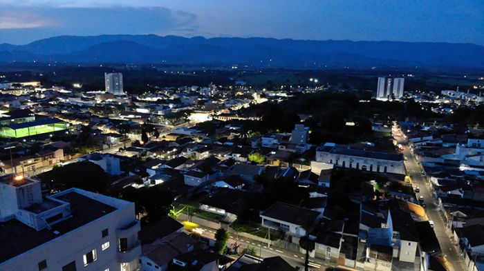 Prefeitura propõe atualização da Planta de Valores e redução de alíquotas do IPTU em Pindamonhangaba