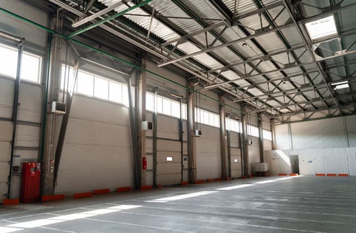 Automação e controle de acesso ganham destaque em galpões e centros logísticos; entenda