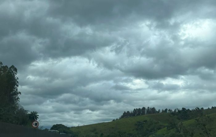 Marinha mantém até hoje (19) alerta de ventos de até 65 km/h no Litoral Norte