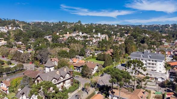 Campos do Jordão integra novo distrito turístico e anuncia reforço na saúde durante evento do Governo de SP