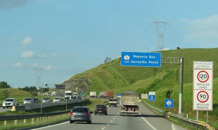 Feriado do Dia do Trabalho deve levar cerca de 4 milhões de veículos às rodovias do Vale e região