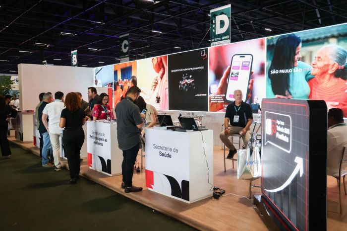 Governo de SP apresenta programas e investimentos na saúde durante congresso estadual de municípios