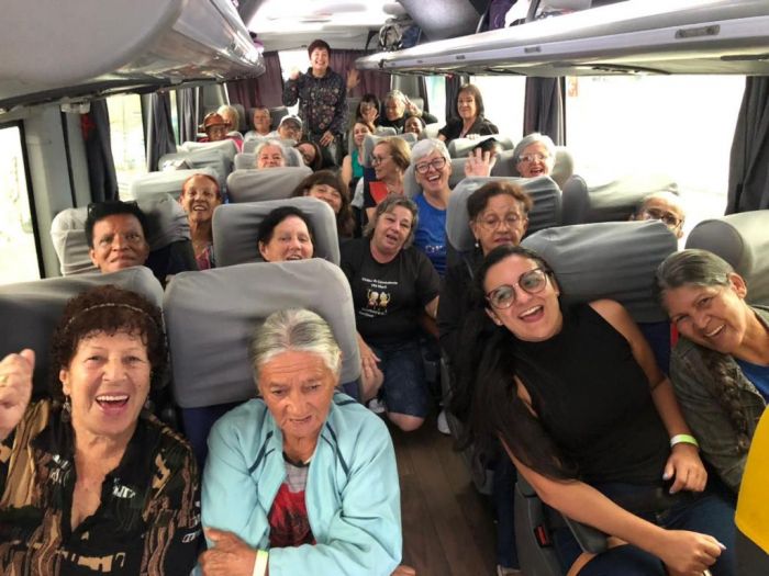 Idosos de Taubaté participam de viagem ao Litoral Norte pelo programa Turismo 60 