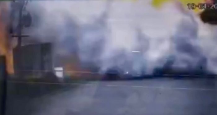 Vídeo mostra explosão de carreta com gás que matou quatro pessoas na Via Dutra, em Barra Mansa