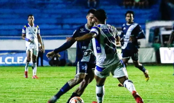 São José vence Taubaté no Joaquinzão e entra no G-6 da Série A2