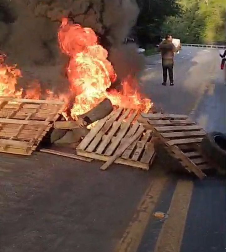 Justiça suspende demolições no Cambury em Ubatuba
