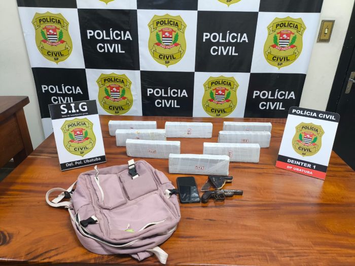 Polícia Civil intercepta transporte de drogas e apreende arma durante operação em Ubatuba