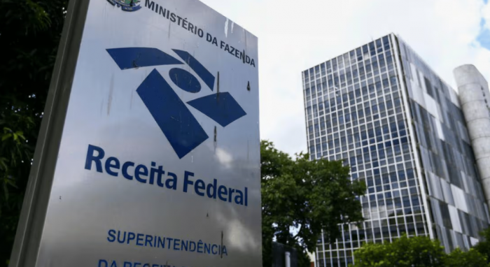 Receita Federal paga segundo lote da restituição do Imposto de Renda no dia 30