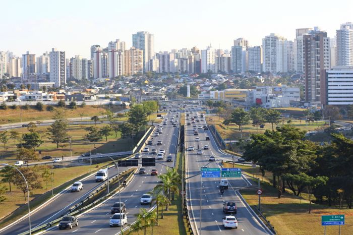 Motociclista morre após grave acidente no Anel Viário em São José dos Campos