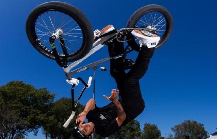 Equipe de Taubaté participa da Copa do Mundo de BMX Freestyle na França