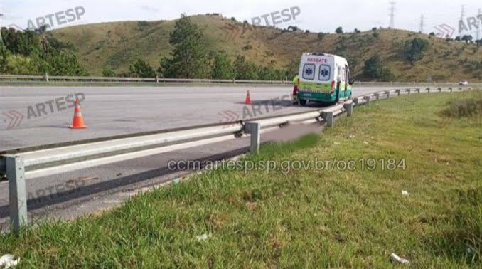 Cadáver em estado avançado de decomposição é encontrado em rodovia de Jacareí