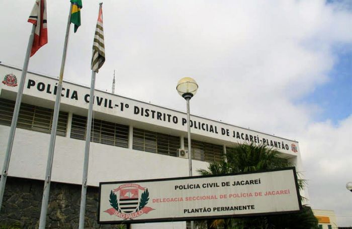 Motorista foge após atropelar e matar homem na Rodovia Carvalho Pinto, em Jacareí