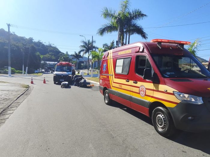 Mulher fica ferida após queda de bicicleta elétrica em Caraguatatuba