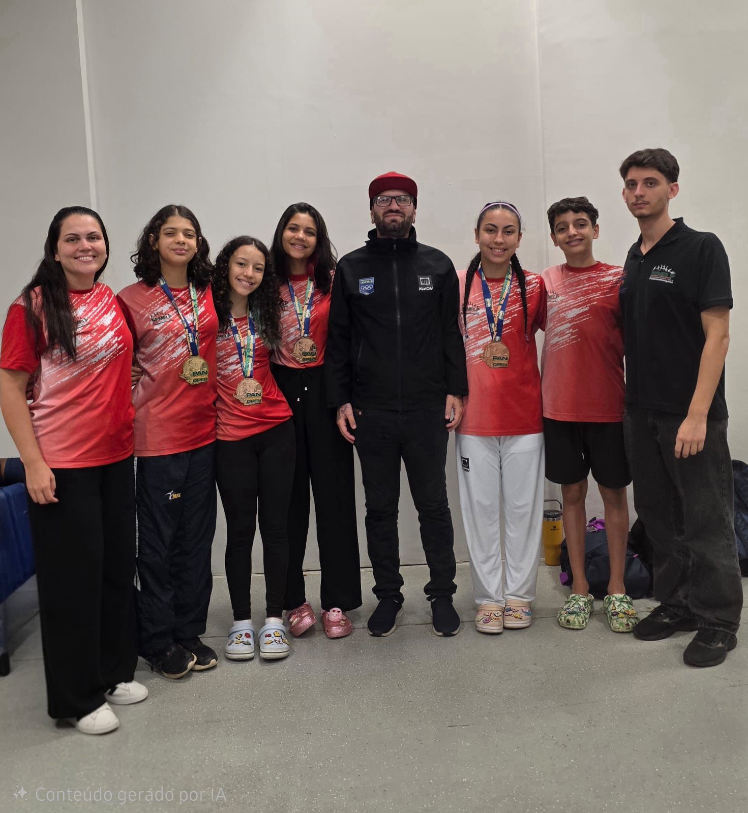 Atleta de Pindamonhangaba conquista ouro no Pan-Americano Open de Taekwondo