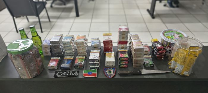 Câmeras de monitoramento ajudam GCM a prender casal após furto em padaria de Pindamonhangaba