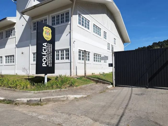 Motociclista morre após colisão em Campos do Jordão