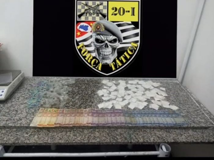 Dois homens são presos por tráfico de drogas no Morro do Algodão, em Caraguatatuba