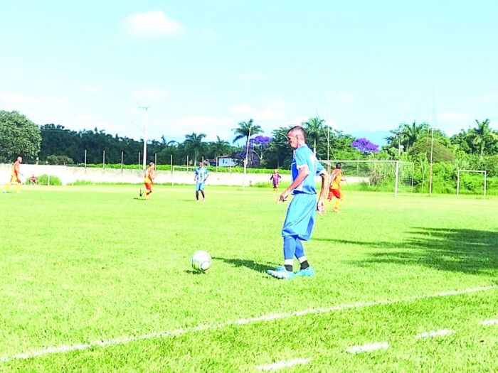 Fim de semana tem rodada cheia do futebol amador em Pindamonhangaba