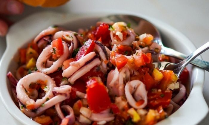 Ilhabela realiza 5ª edição do Festival da Lula com gastronomia caiçara e shows gratuitos