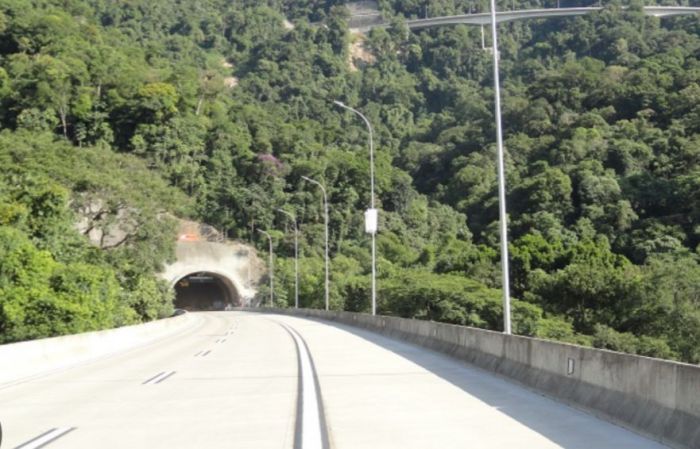 Túneis da Tamoios terão fechamentos noturnos para manutenção na Serra Nova e Contorno Sul