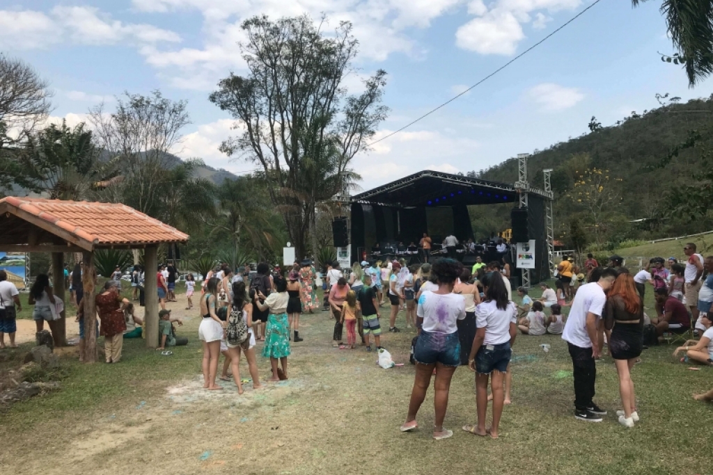 Festival das Cores foi sucesso na Fazenda Nova Gokula em